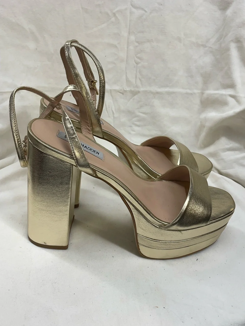 Steve Madden Metallic Gold Platform Block Sandals ladies Sz 11